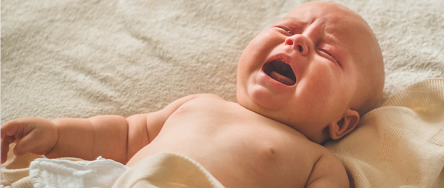 Les pleurs de bébé transforment le cerveau des parents