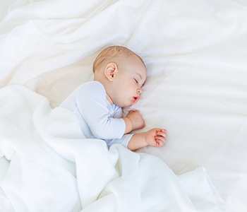 bébé qui dort - Carrefour Assurance