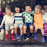 Enfants heureux vacances colonie