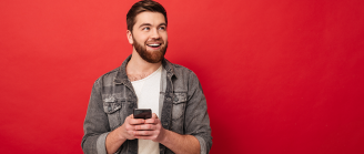 Pourquoi assurer son portable ? homme content