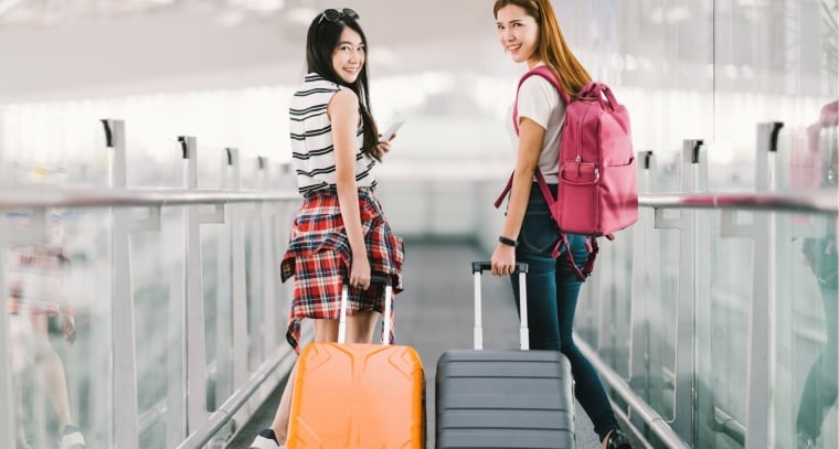 étudiants qui voyagent à l'étranger