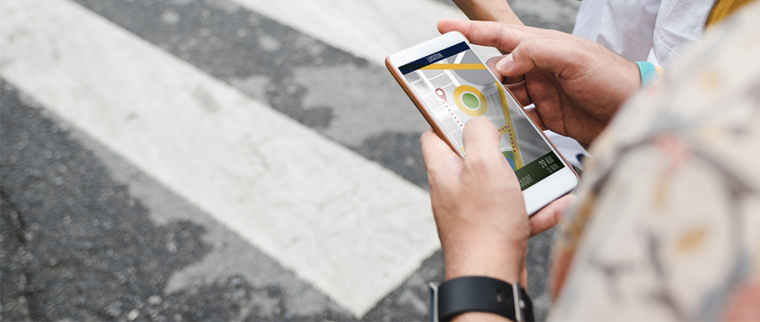 smartphone avec GPS activé