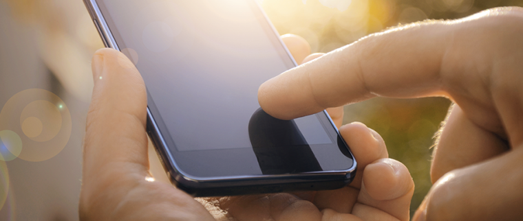 téléphone exposé au soleil