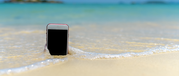 Portable tomb&eacute; dans l'eau