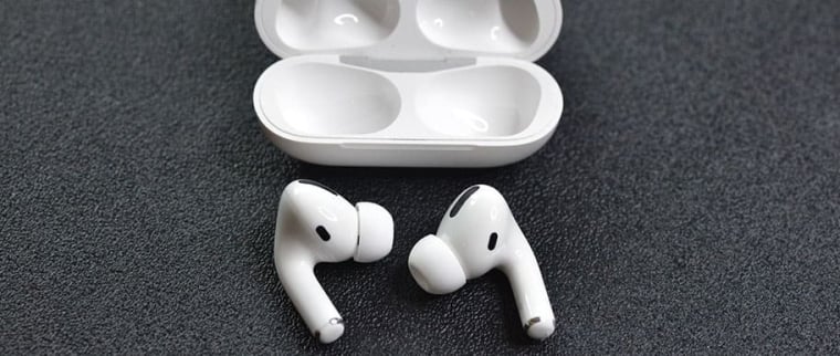AirPods